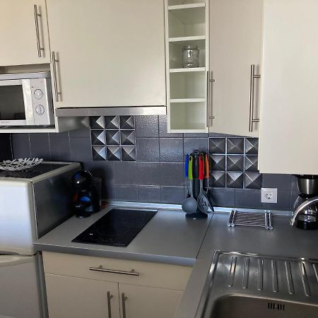 Tres Bel Appartement Entierement Renove Empuriabrava Exterior photo